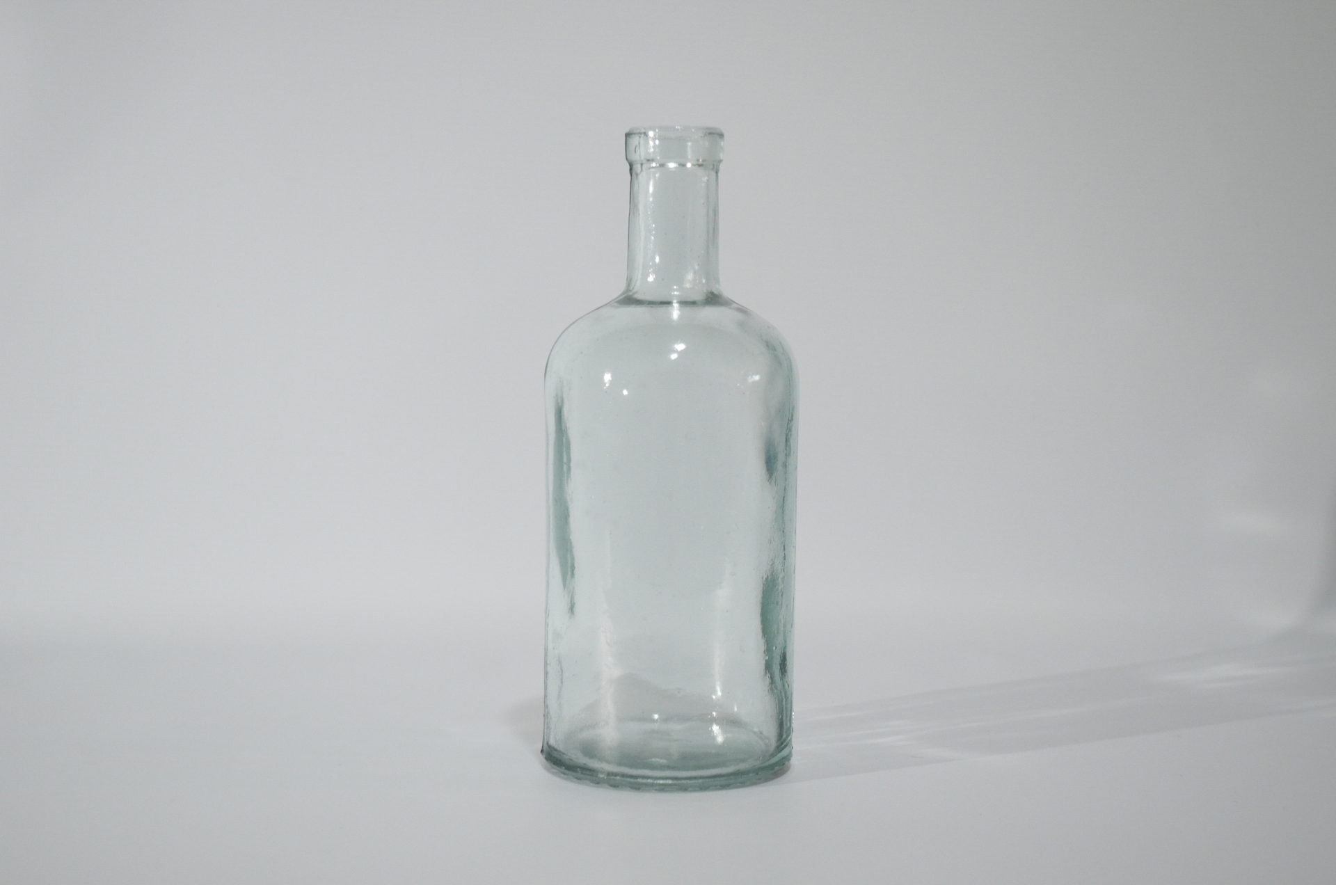 botella gin barrica 750cc modelo Bari