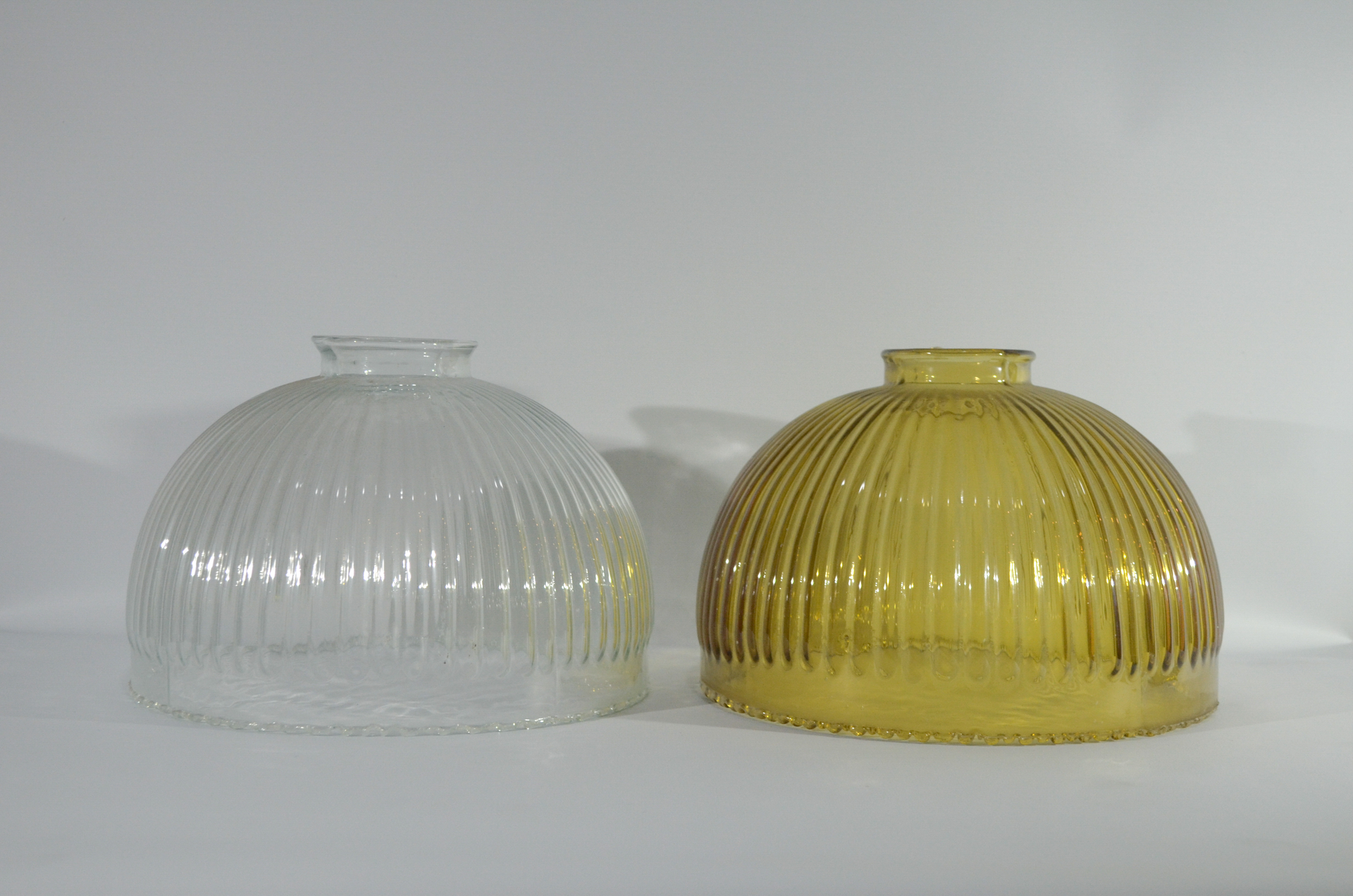 Tulipa lámpara colgante Raye 25 en vidrio